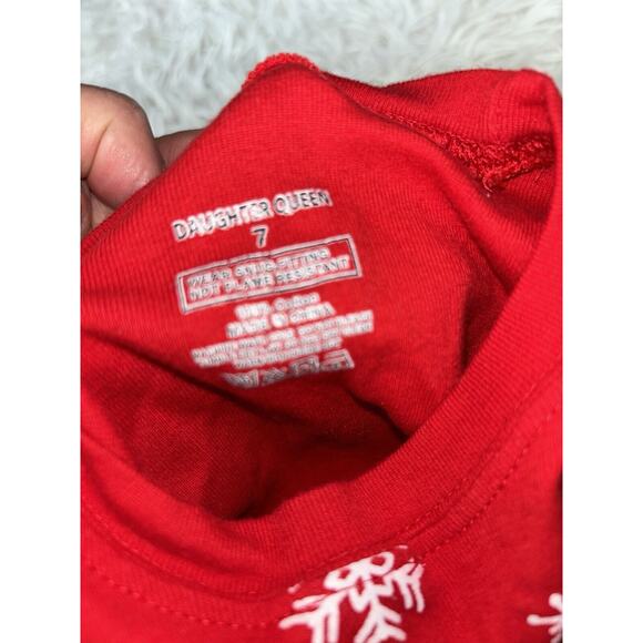 Daughter Queen kids sz. 7 two pc. Holiday reindeer pj set. Cute, grt. shape - Picture 8 of 11